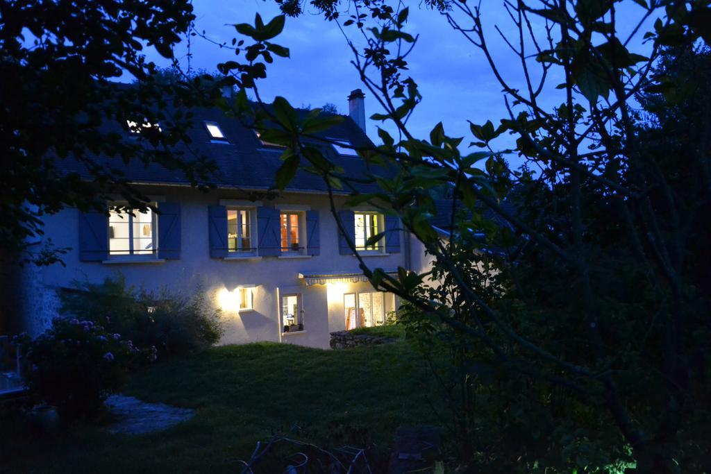 Chambres D'Hotes Villa De Vienne-En-Arthies Exteriér fotografie
